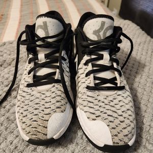 5Y Kevin Durant Nike high tops